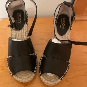Picon espadrille sandals Made in Spain size 6.5, new.